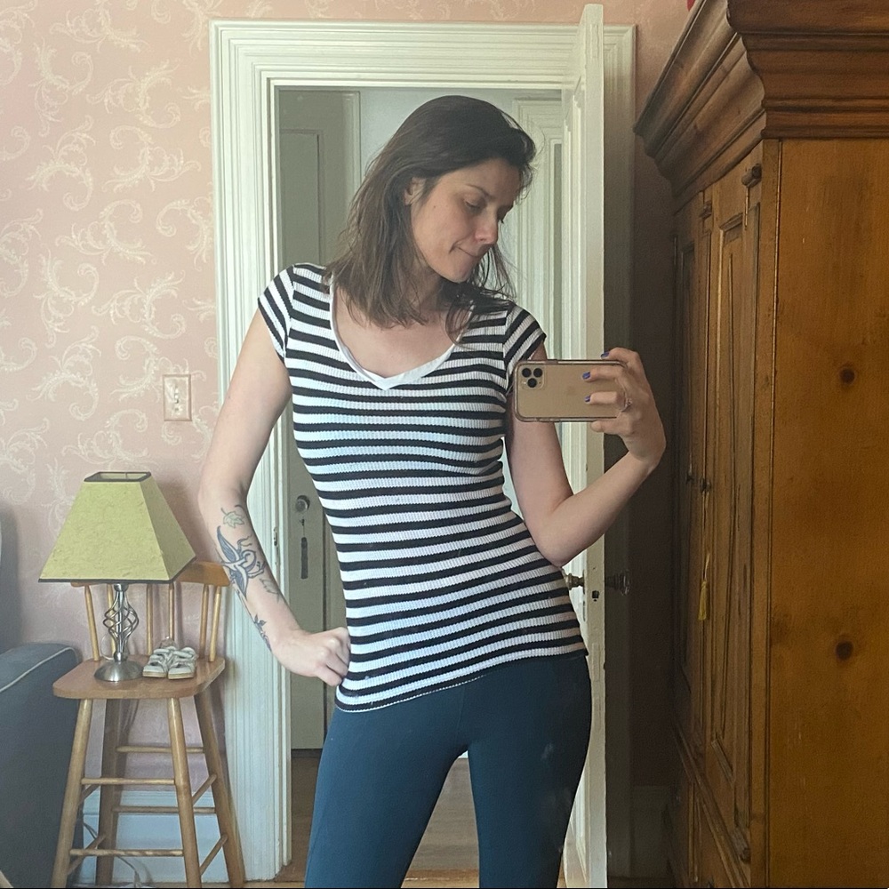 Mimi & COCO - Black & White Striped T-shirt, small